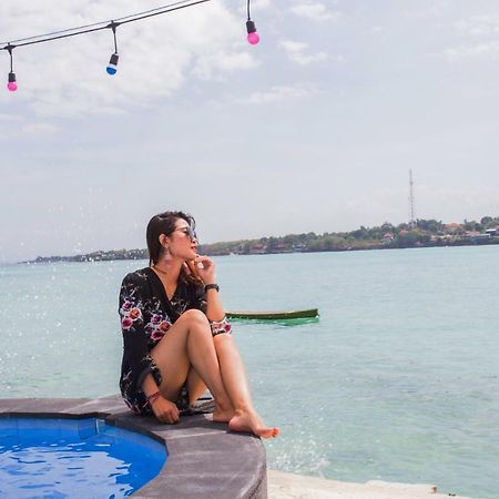 The Waterfront Beach House Lembongan Extérieur photo